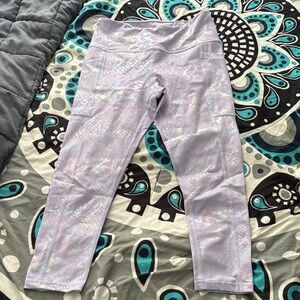 Glisten Here Capri Leggings